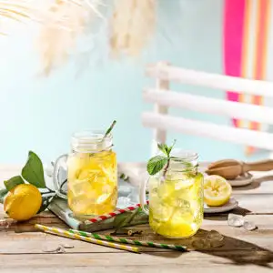 deli2go Product Launch "Iced Coffee & Lemonade"